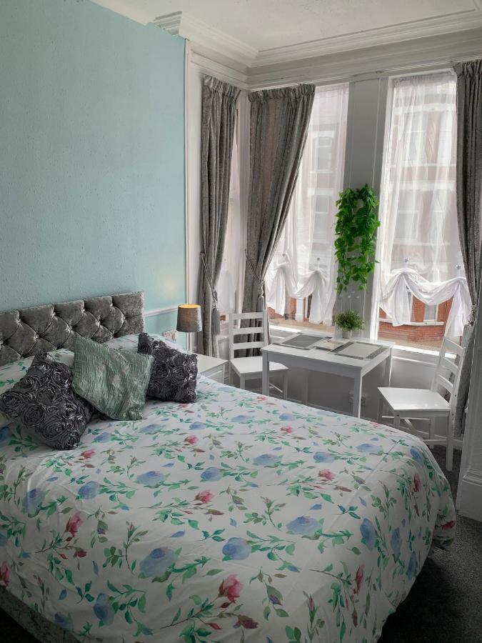 The George Guest House Bridlington Bagian luar foto